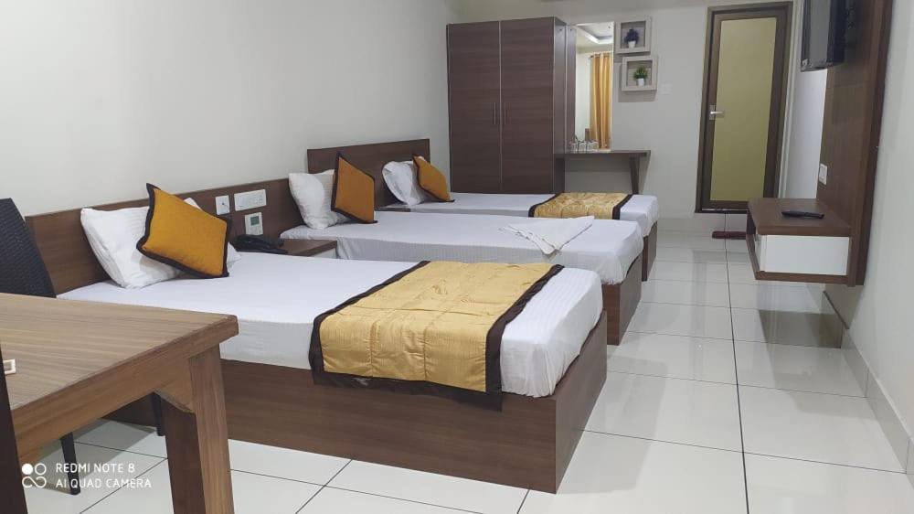 Kallada Residency Hotel Perintalmanna Ngoại thất bức ảnh