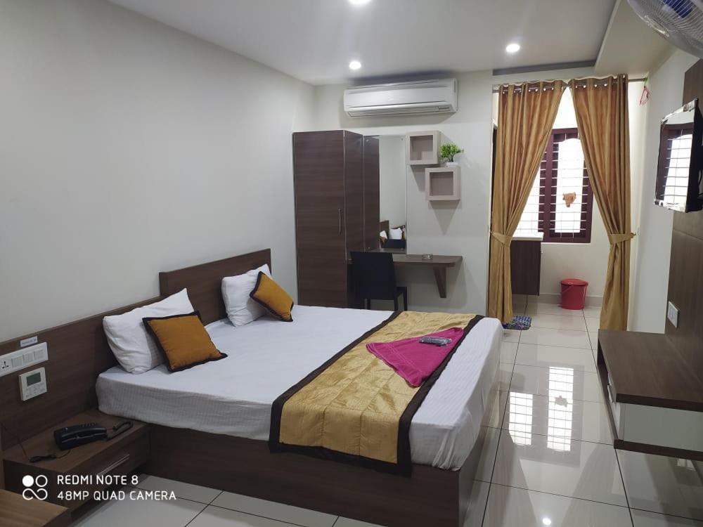 Kallada Residency Hotel Perintalmanna Ngoại thất bức ảnh